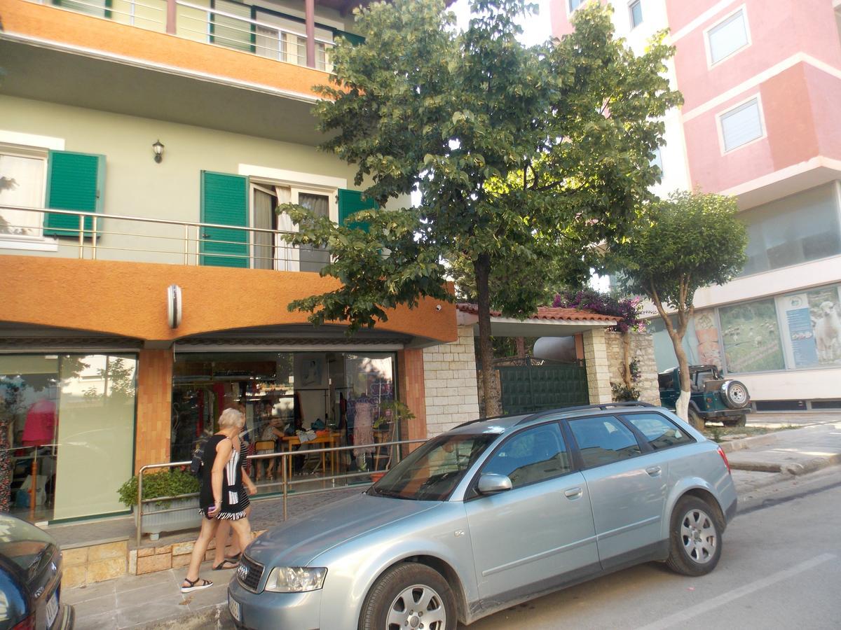 Elvin Apartments ซารานเดอ ภายนอก รูปภาพ